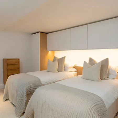 Apartment Kist Accommodates - The Stray Nook