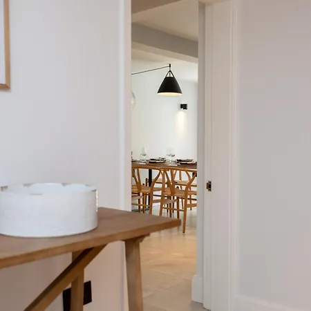 Apartment Kist Accommodates - The Stray Nook