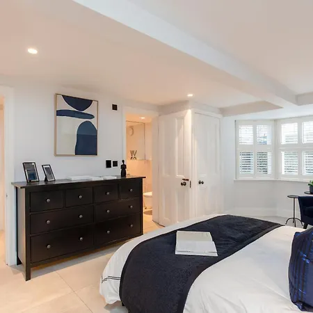 Kist Accommodates - The Stray Nook